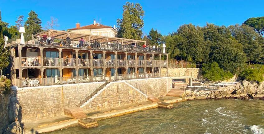 Villa Mediteran Opatija **** Exterior photo